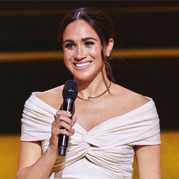 RESTOCKED Yellow Gold-Plated Stainless Steel Nail Collar Designer Style Necklace - Picture 11 of 16